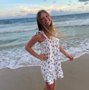 Meet your Posher, Anna lauren